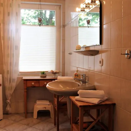 Holiday home In With Garden Dorf Gutow